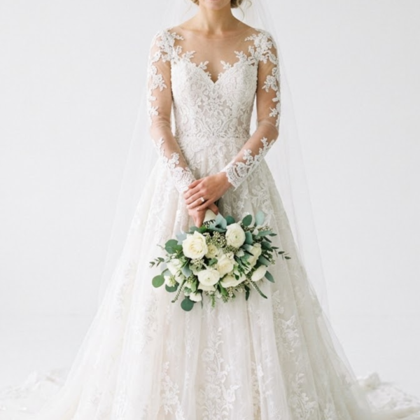 Women’s White Lace Full Sleeve Bridal Wedding Gown
